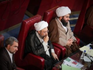 صادق لاریجانی: از اجازه رهبر برای محاکمه مجرمان اقتصادی برداشت اشتباه شد