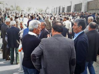 هشدار درباره پیامد ورشکستگی صندوق‌های بازنشستگی ایران