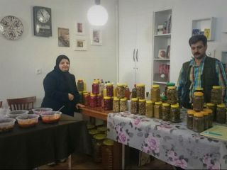 رضا شهابی: نمی گذارند آزادانه محصولات ام را در یک نمایشگاه عرضه بکنم