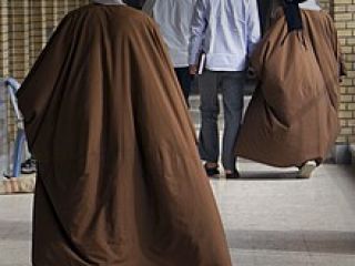 اعتراف یک آخوند به نفرت مردم از آخوندها