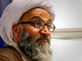 نماینده خوزستان در خبرگان: حضور عراقی‌ها در آبادان و خرمشهر بررسی شود