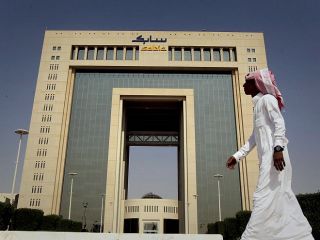 دستگیری مرد مصری در عربستان به دلیل صبحانه خوردن با همکار زن