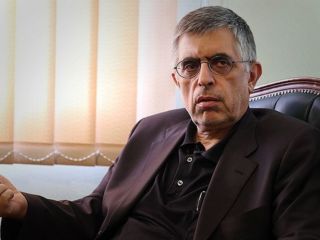 غلامحسین کرباسچی: باید به روحانی نهیب زد تا از خواب سنگین بیدار شود