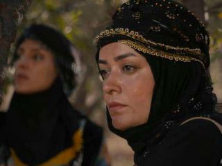 الهام‌ چرخنده در نقش رئیس مجاهدین