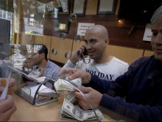 نفت ایران ۶۳ دلاری شد؛ سقوط بورس و نزول دلار از مرز ۱۴ هزارتومان