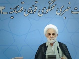 کارمند وزارت خارجه ایران به جرم جاسوسی به ده سال زندان محکوم شد