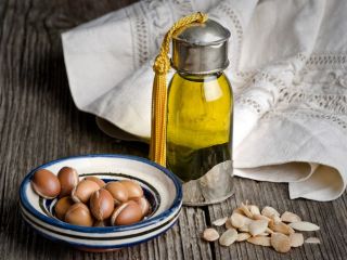 فواید روغن آرگان برای پوست و مو