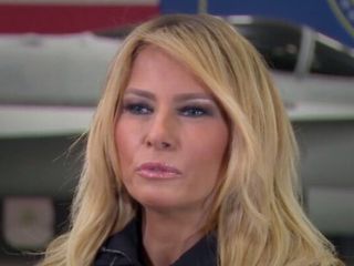 رنگ موی جدید ملانیا ترامپ سبب خنده و شوخی کاربران اینترنت شد - عکس