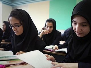 دانش‌آموز متأهل مفسده دارد!