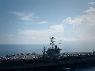 فرمانده ایرانی: پرواز پهپاد و شلیک راکت ارتباطی با ناو آمریکایی نداشت