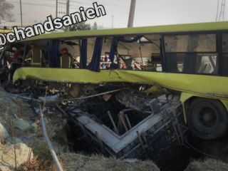 اتوبوس حادثه «علوم و تحقیقات» کارت معاینه فنی و سلامت راننده نداشت + فیلم کامل واژگونی اتوبوس
