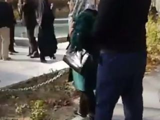 حمله ماموران امنیتی و انتظامی به تجمع معلمان و فرهنگیان اصفهان