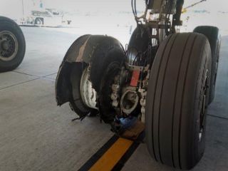 ترکیدگی لاستیک‌های هواپیمای مسیر مشهد-تبریز