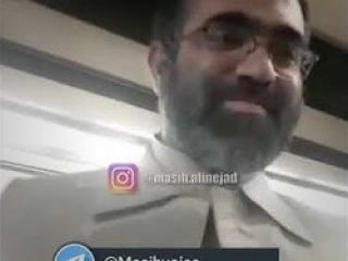 درگیری مرد جوان با مرد دیگری که از او میخواست به خانم همراهش بگوید حجاب بر سرکند