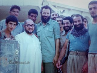 محمدصادق خلخالی, جنایتکار و قصاب انقلابی در آیینه تصاویر