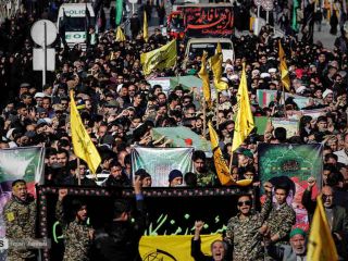 سپاه قدس افراد کشته‎ شده خود در حملات اسراییل به سوریه را بی‎سر و صدا به ایران منتقل میکند