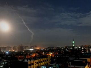 دیدبان حقوق بشر سوریه : در حملات روز دوشنبه اسرائیل به سوریه ۲۱ تن از جمله ۱۵ عضو سپاه کشته شدند