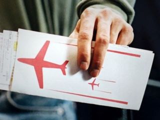 قیمت بلیط رفت و برگشت تهران - کیش  ۱.۸میلیون تومان