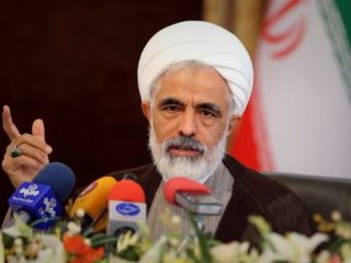 عضو تشخیص مصلحت نظام پس از پیشنهاد رفراندوم برای پالرمو ، به قتل تهدید شد