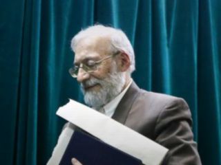 درخواست جواد لاریجانی برای توقف بررسی لوایح گروه ویژه اقدام مالی تا اجرای سازوکار مالی