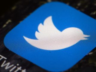 توئیتر هم ۲۶۰۰ حساب کاربری مرتبط با ایران را مسدود کرد