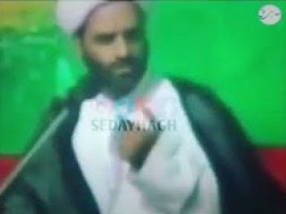 آخوند : خربزه بخاطر این تلخ شده بود که ولایت علی را قبول نکرده بود