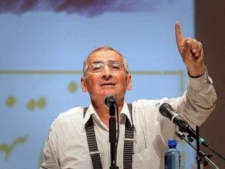 تحلیل صادق زیباکلام از علت مدح خاندان پهلوی در یک‌سال اخیر