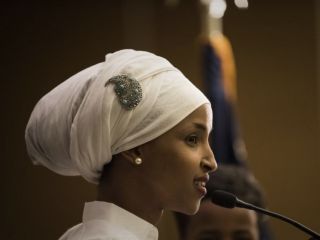 ترامپ خواستار استعفای ایلهان عمر از کنگره آمریکا شد