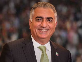 رضا پهلوی به اتحادیه اروپا: این رژیم سقوط خواهد کرد و شما باید طرف خود را انتخاب کنید!