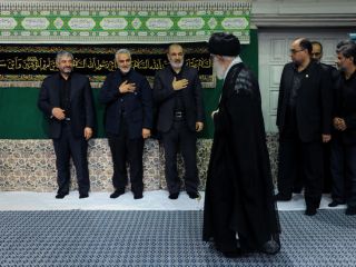 وقتی ادمین «آقا» توییتر را با «بیت رهبری» اشتباه میگیرد!