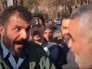 برادر یکی از اعضای کشته شده سپاه در حمله انتحاری زاهدان بروجردی و روحانی را شخم زد