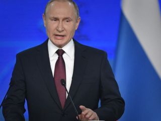 پوتین: در صورت استقرار موشک در اروپا، مراکز تصمیم‌گیری در آمریکا را در تیررس قرار می‌دهیم