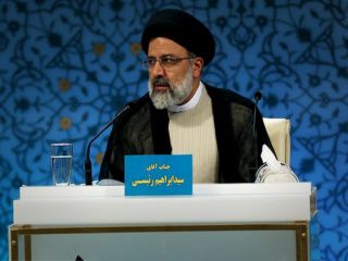 «رییسی باید تحت پیگرد قرار گیرد نه این که رییس قوه قضاییه شود»