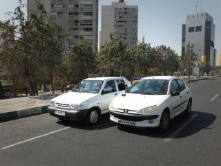 باور کنیم؛ ۹۰ میلیون برای ۲۰۶! + قیمتهای سرسام آور خودرو در ایران