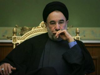 خاتمی: بعید می دانم دیگر مردم با حرف من پای صندوق رای بروند