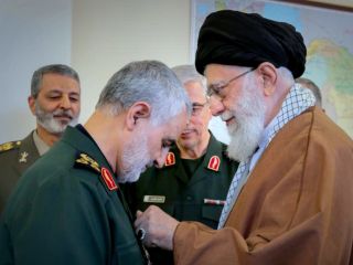 آیت‌الله خامنه‌ای برای قاسم سلیمانی «آرزوی شهادت» کرد
