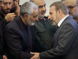 واعظی: ۶ برادر هستیم که ۳ نفرمان آمریکا بودیم و ۳ نفر دیگر در قم