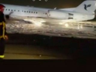 فرود بدون چرخ یک هواپیمای مسافربری ایران در مهرآباد