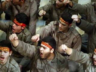 رسانه‎های عربی درباره ادعای ۲۰۰ هزار جنگجوی رژیم ایران در عراق و سوریه چه می‌گویند