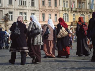 مسلمانان ،جمعیت رو به رشدی که صاحب جایگاه در اروپا می شود