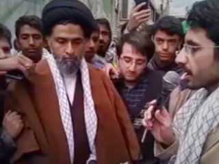 مریدان غفار عباسی مقابل دفتر علم‌الهدی بست نشسته‌اند