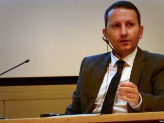 توضیحات احمدرضا جلالی از زندان اوین: در برابر سیل چه کنیم