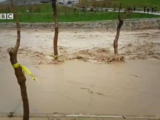 سیل در ایران؛ درخواست توقف سفر در ۱۳ فروردین، وضعیت 'بحرانی' در لرستان