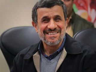 آیا احمدی‌نژاد بازداشت شده؟