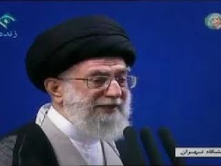 مقایسه واکنش‌ خامنه‌ای به سیل در پاکستان و ایران