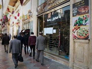 قیمت‌های متفاوت و گیج‌کننده‌ بازار ارز - دلار همچنان در کانال ۱۴ هزار تومان!