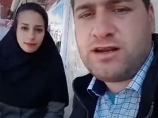 کلیپ جدید زوج دستفروش : هر کس درباره سوریه حرف بزنه مخالف نظامه ؟گور پدر سوریه!