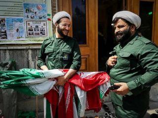 «طرح اقدام متقابل علیه آمریکا» و هارت و پوت‌های کارگزاران نظام؛ فعلاً شعار دهید و پرچم آتش بزنید بیشتر نه!