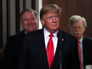 فارین پالیسی : بازی نفت و آتش ترامپ در خاورمیانه ، آیا ایران غرق خواهد شد؟