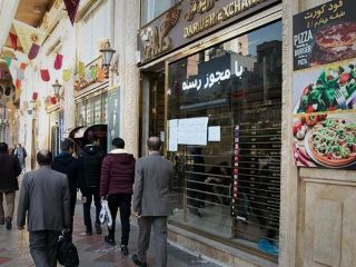 قیمت دلار, یورو , پوند ,سکه و طلا در بازار امروز پنجشنبه ۵ اردیبهشت